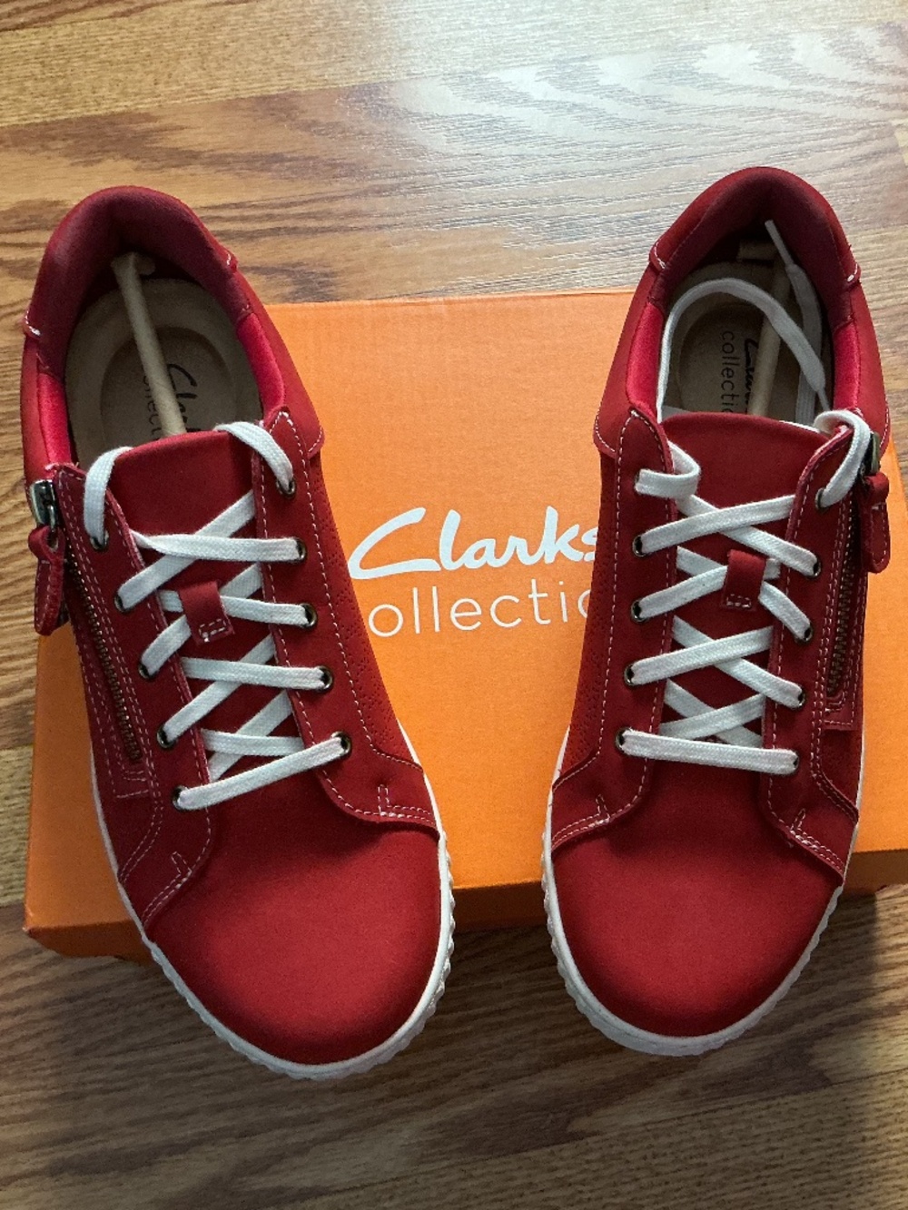 Clarks Red Perforated Leather Caroline Ayla Side Zip Sneakers Size 9M